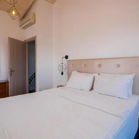Armiriki Holiday Home Agios Nikolaos  Exterior foto